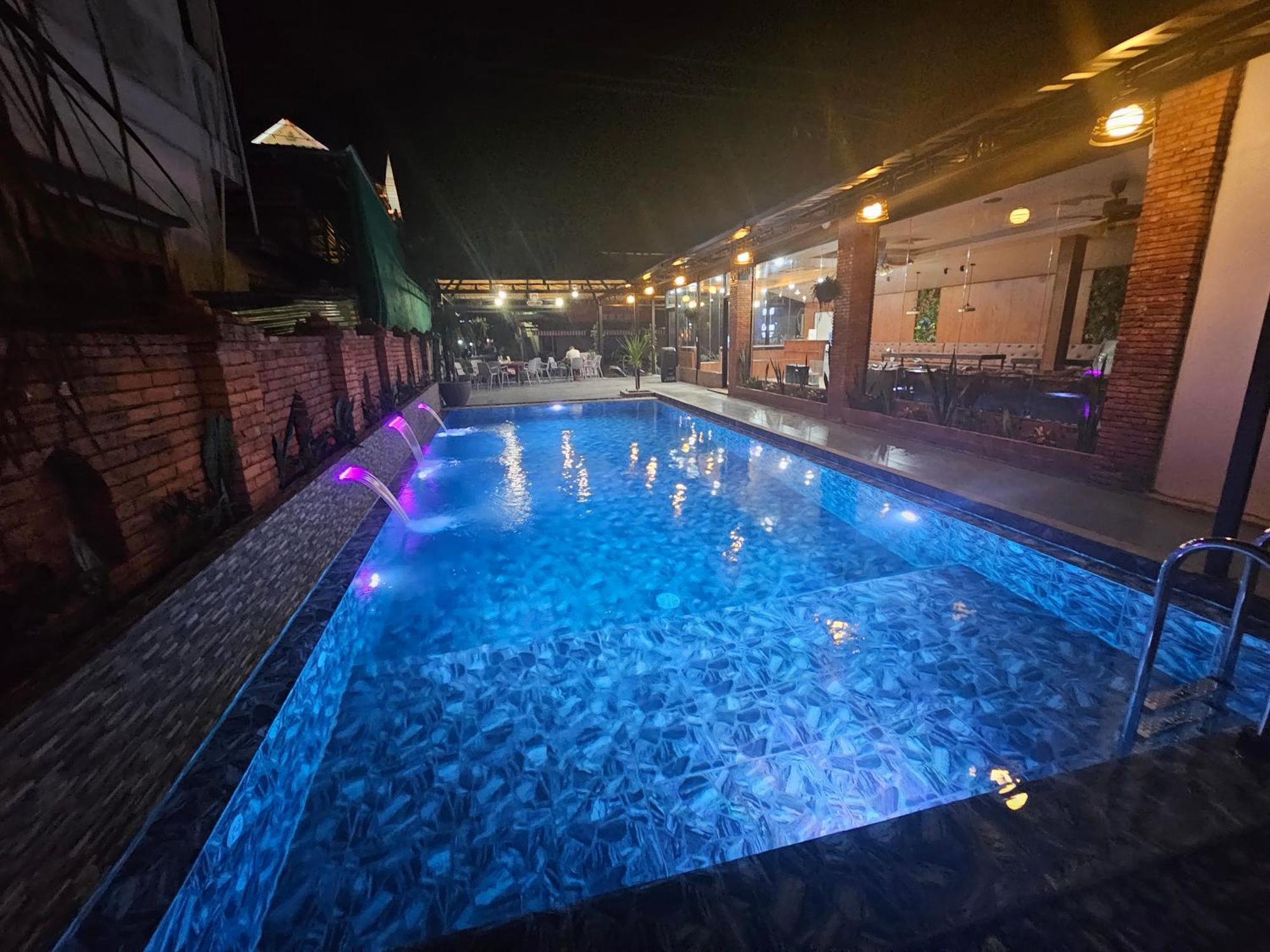 Win Hotel Vang Vieng Εξωτερικό φωτογραφία