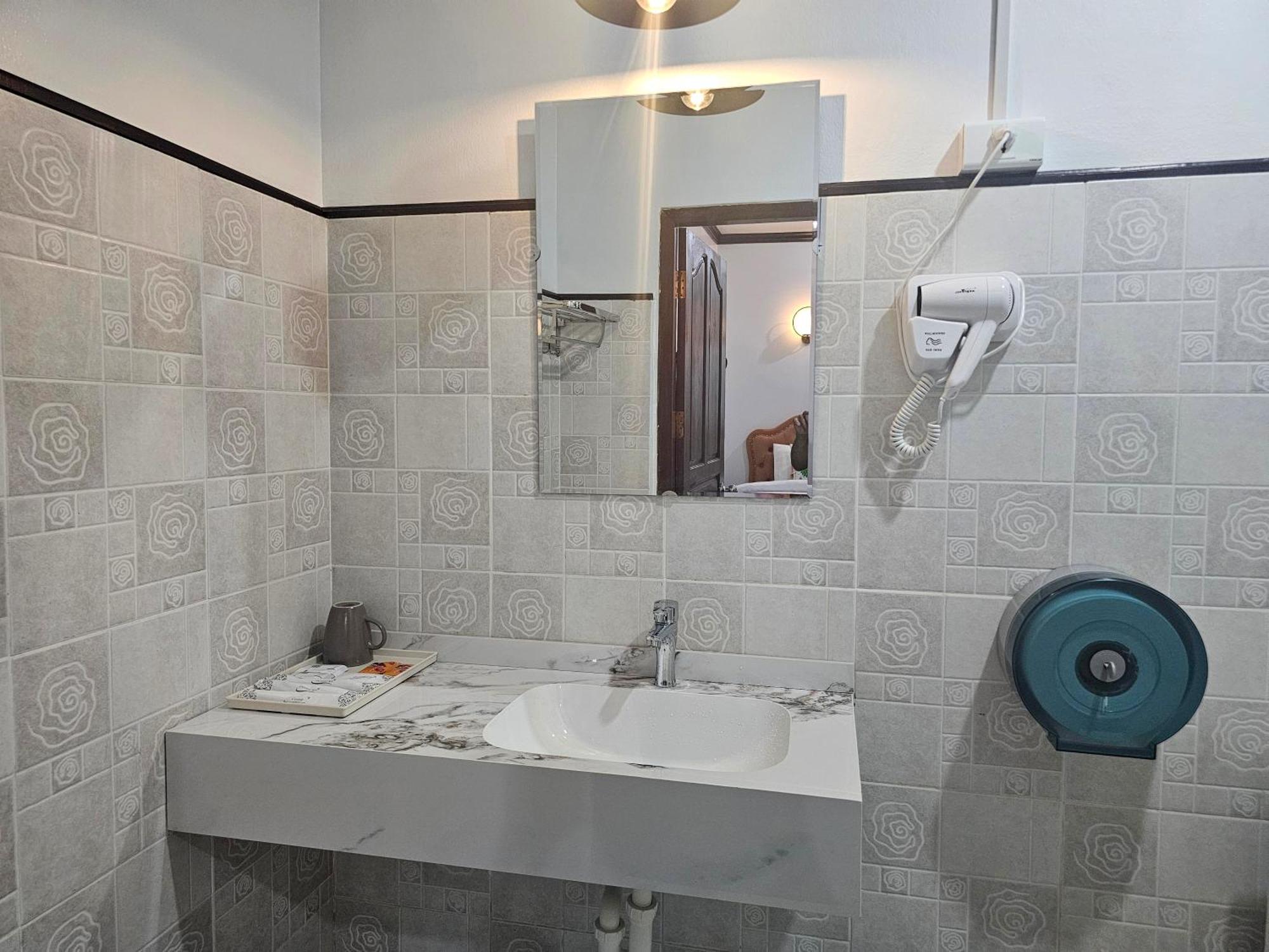 Win Hotel Vang Vieng Εξωτερικό φωτογραφία