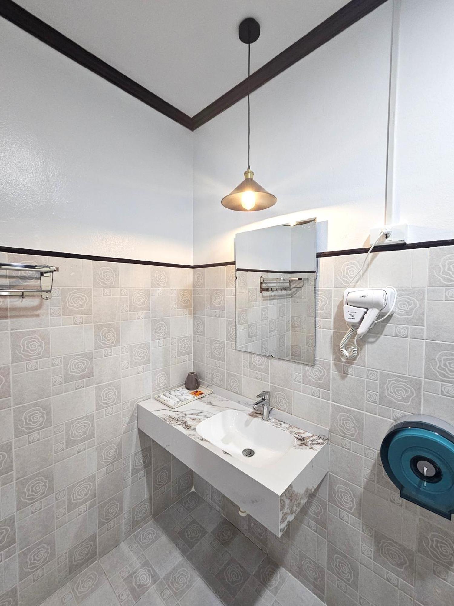 Win Hotel Vang Vieng Εξωτερικό φωτογραφία