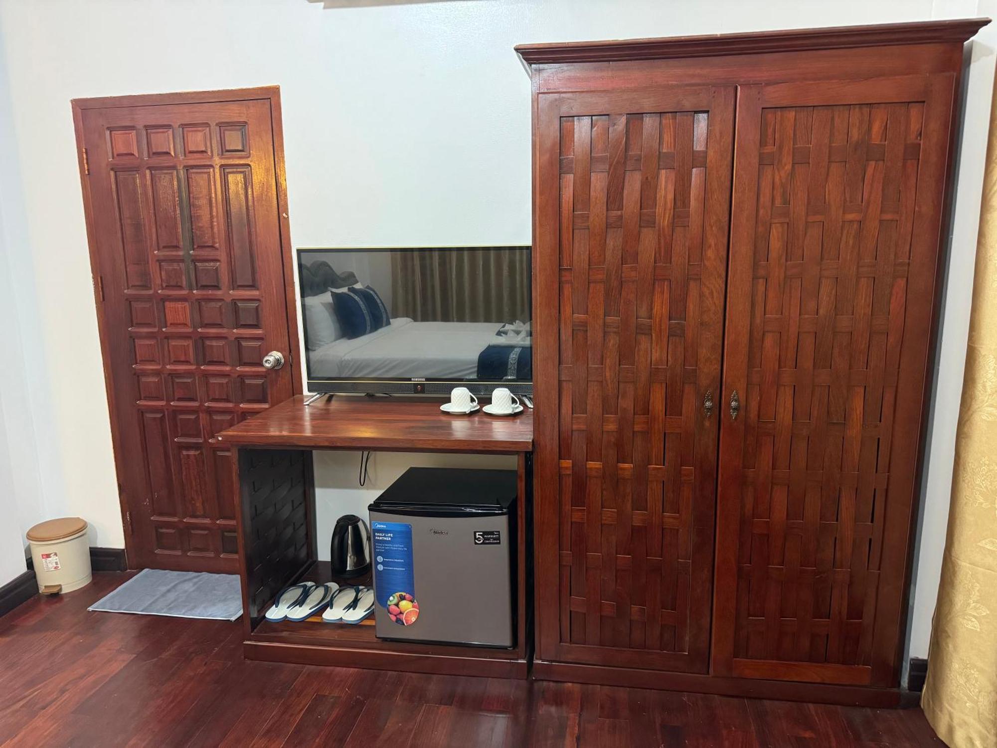 Win Hotel Vang Vieng Εξωτερικό φωτογραφία