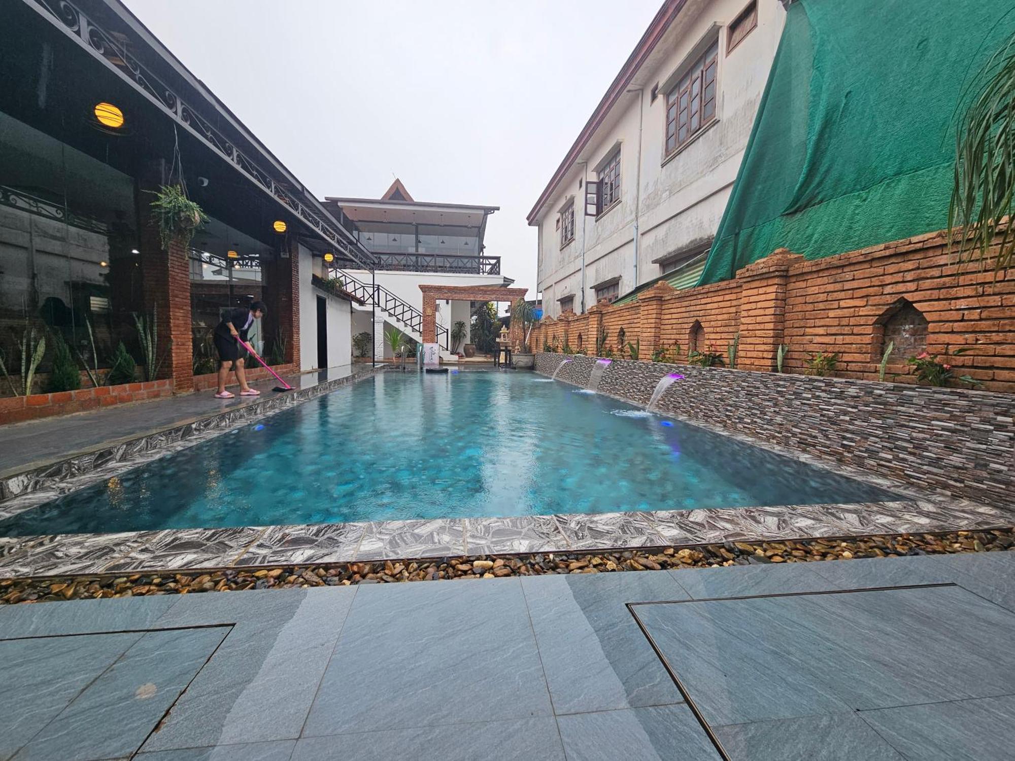 Win Hotel Vang Vieng Εξωτερικό φωτογραφία