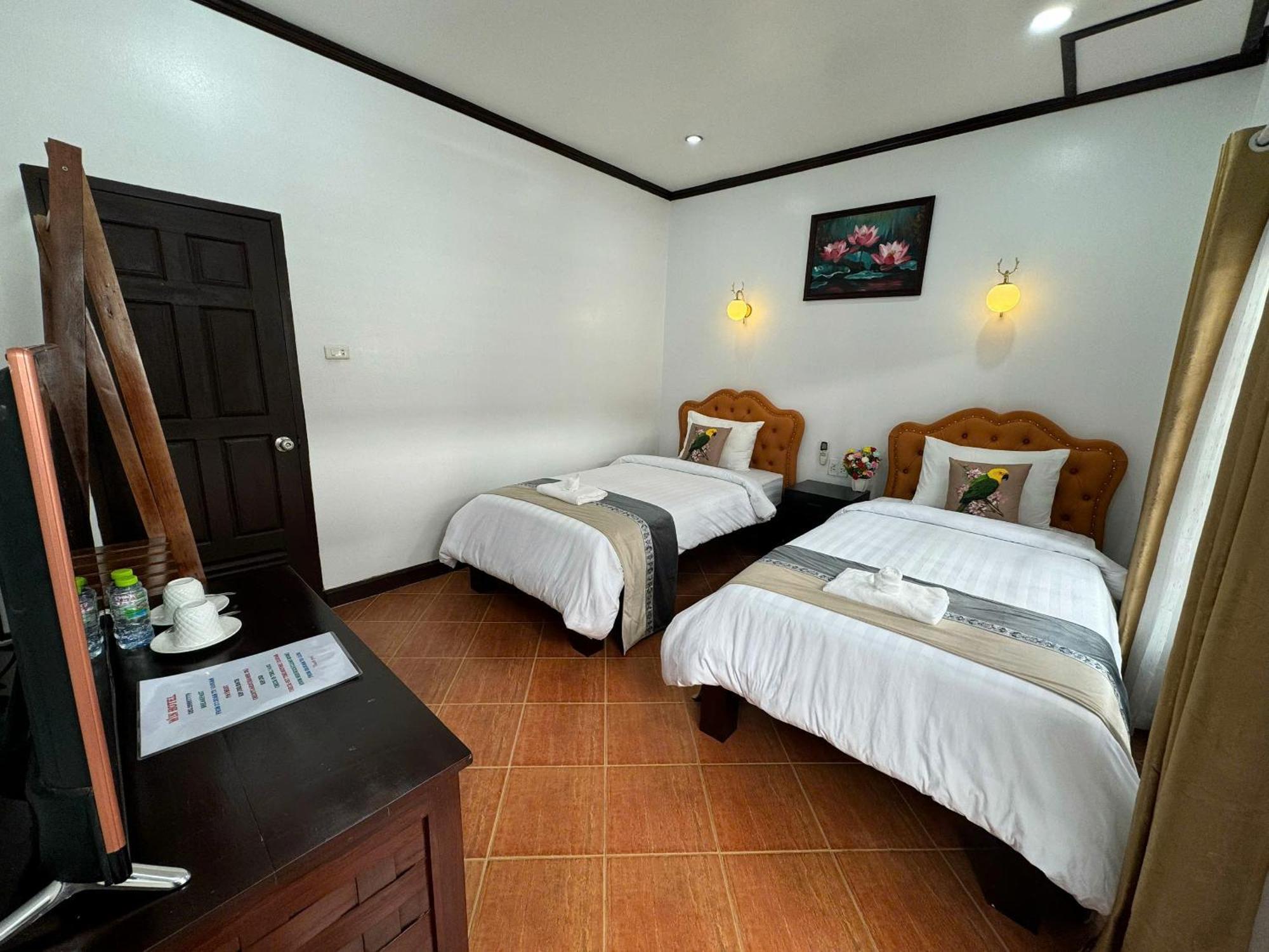 Win Hotel Vang Vieng Δωμάτιο φωτογραφία