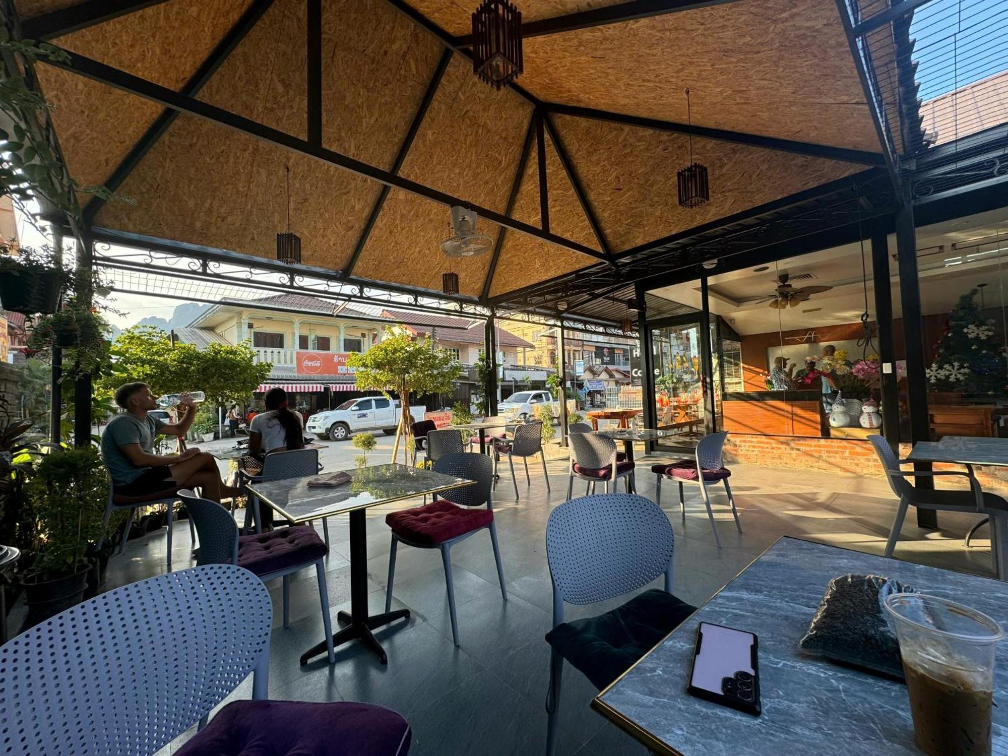 Win Hotel Vang Vieng Εξωτερικό φωτογραφία