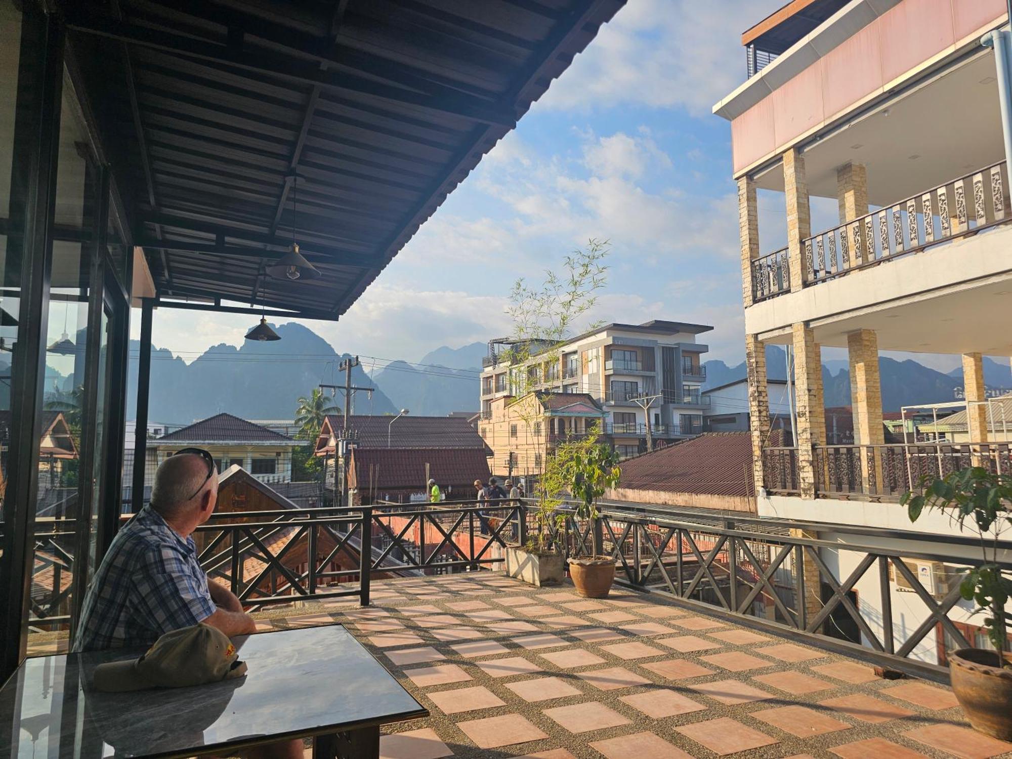 Win Hotel Vang Vieng Εξωτερικό φωτογραφία