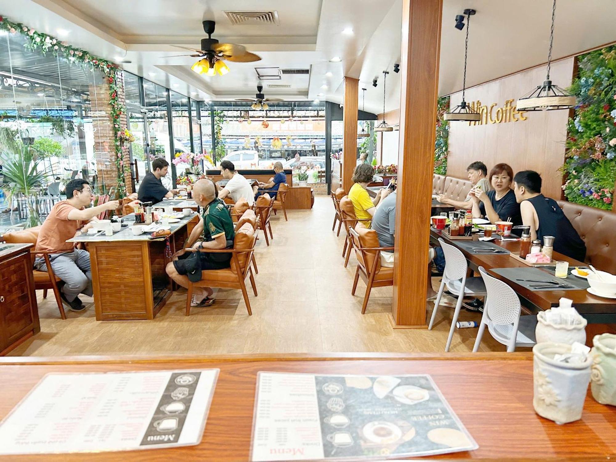 Win Hotel Vang Vieng Εξωτερικό φωτογραφία